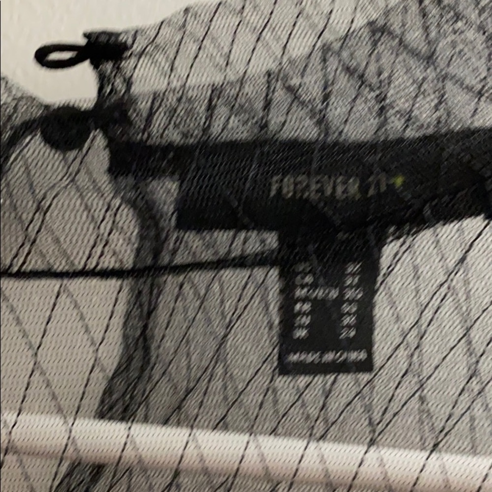 Forever 21 sheer blouse - Picture 4 of 4